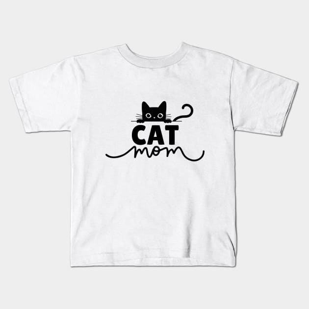 Mum cat Kids T-Shirt by RocioRo